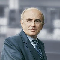 The University publishes a congratulatory message from St. Petersburg Governor A.D. Beglov to SPbSUP Rector, Corresponding Member of the Russian Academy of Sciences A.S. Zapesotsky on his birthday.