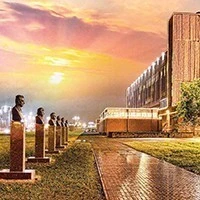 The University resumes accepting tuition payments for the 2025/26 academic year and subsequent periods for full-time students.